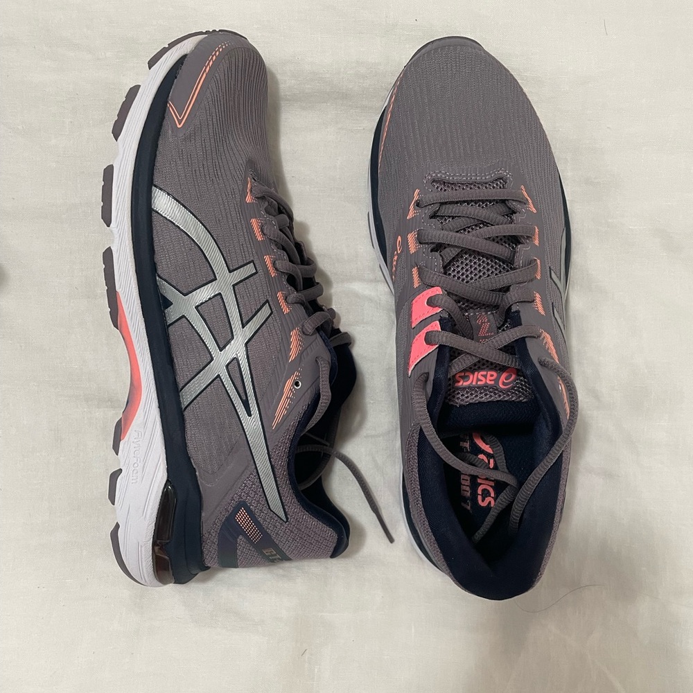 ASICS GT 2000 7 Twist